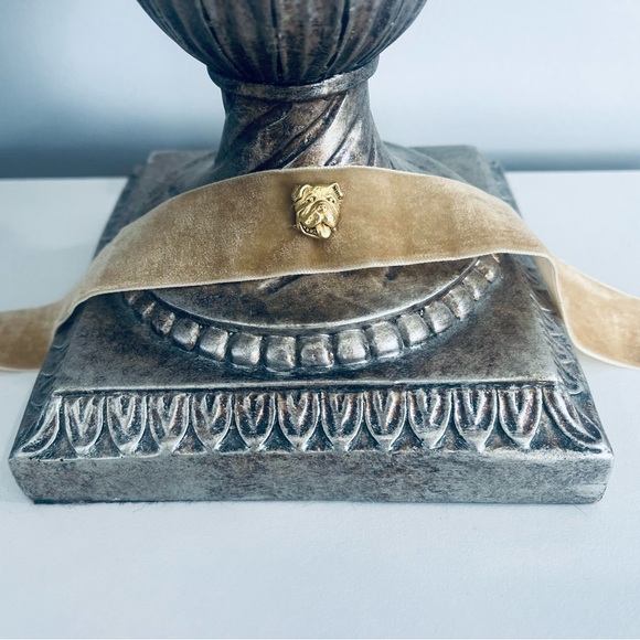 Velvet Fabric Bracelet with Bulldog Charms - Picture 12 of 13